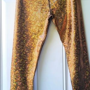 ZUMBA CROP LEGGINGS NEW